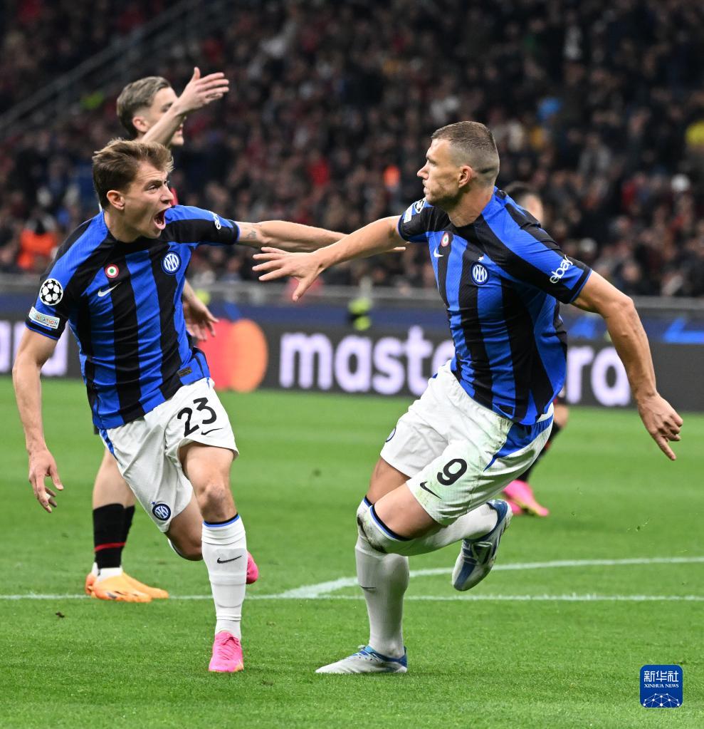 4轮过后唯一保持全胜球队，中日德兰在欧联积分榜暂居榜首（欧联四轮战罢，中日德兰成唯一全胜队，暂居积分榜首）