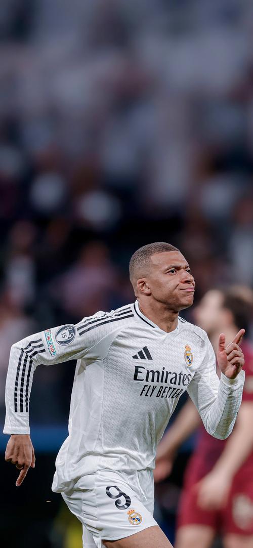 皇马客战奥林匹亚科斯：姆巴佩、维尼修斯首发，贝林厄姆替补（皇马客场对阵奥林匹亚科斯：姆巴佩与维尼修斯先发，贝林厄姆替补）