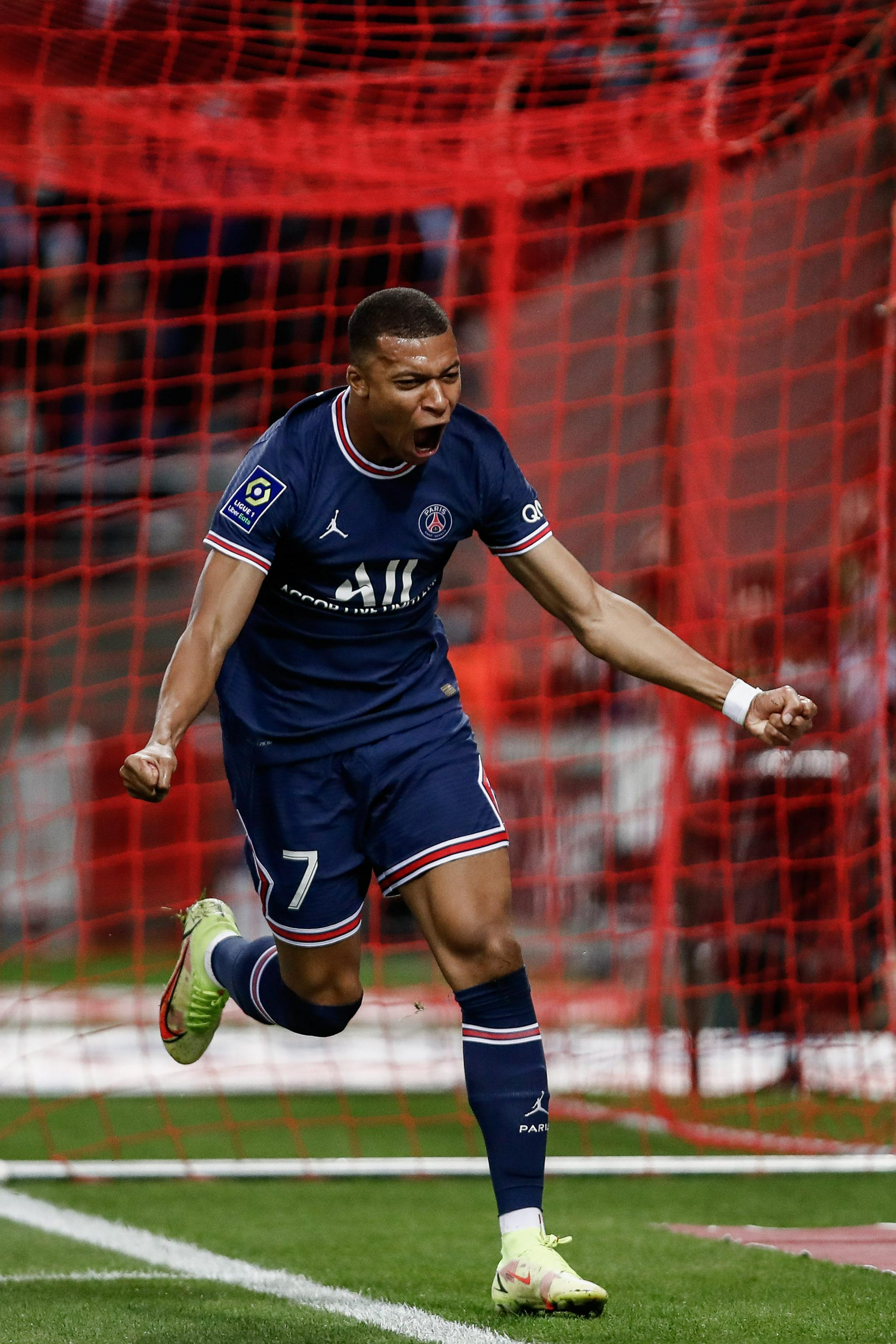 世界杯官方分档：所有附加赛球队分入第四档，12月6日1点抽签（世界杯分档出炉：所有附加赛队归入第四档，抽签将于12月6日1：00举行）