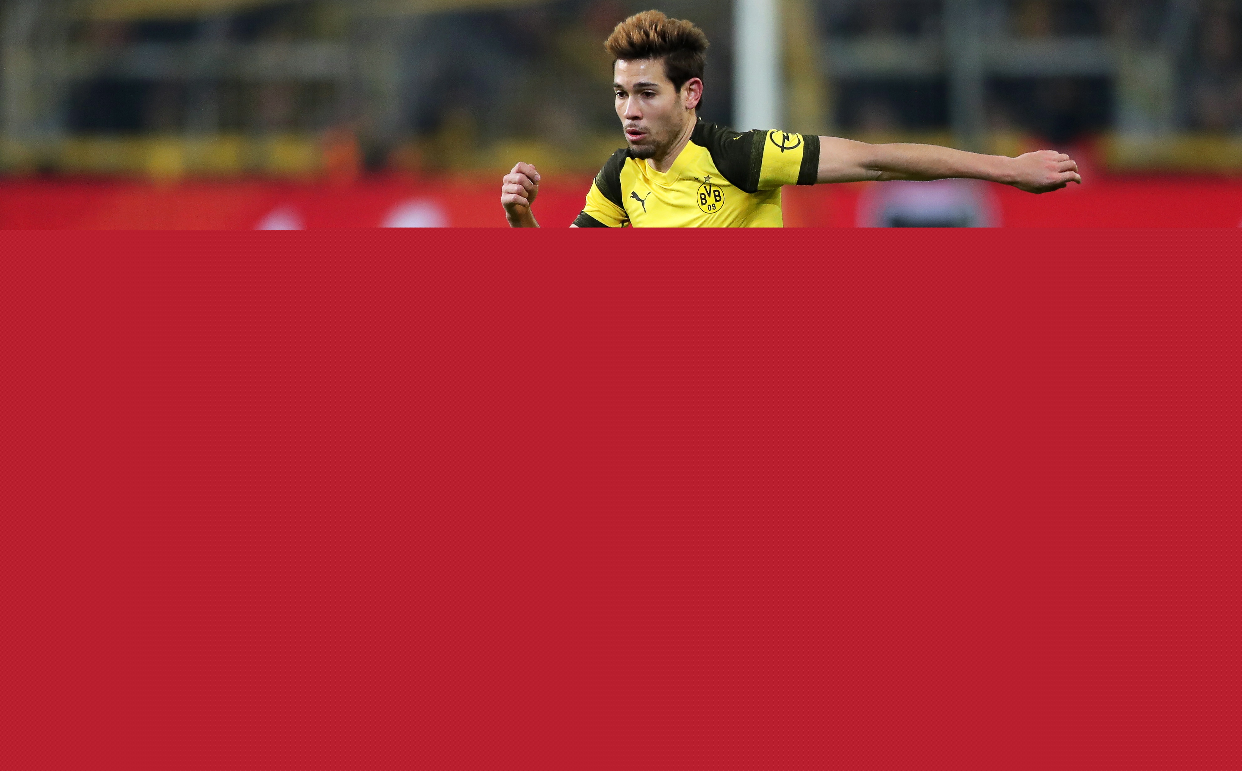 吉格斯：梅努应留在曼联，租借去其他球队也要花时间适应（吉格斯建议梅努留在曼联：外租至他队同样需要适应期）