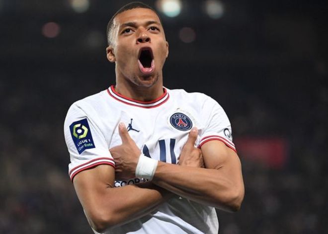 半场战报：科隆0-0柏林联合（半场比分：科隆与柏林联合互交白卷）