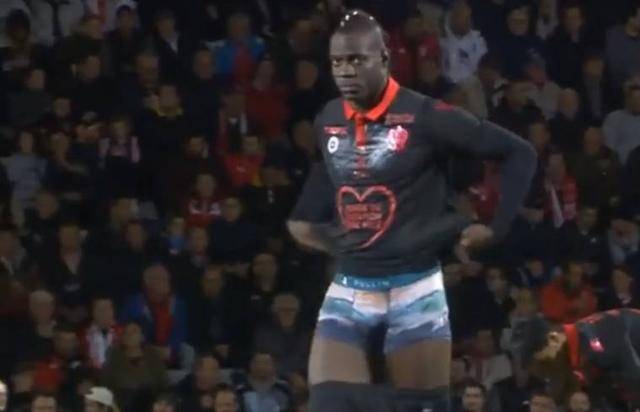 本泽马：不想踢世界杯是假话；齐祖若执教法国我祝他一切顺利（本泽马辟谣拒踢世界杯；称若齐祖执教法国将送上祝福）