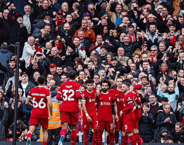 足球巴萨新星闪耀西甲，媒体：未来属于他（巴萨新星西甲大放异彩，媒体称他的时代已来）