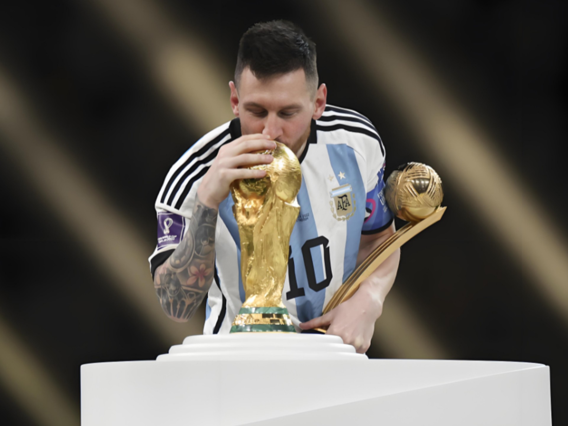 世界杯冲冠形势愈发明朗（世界杯夺冠格局日趋清晰）