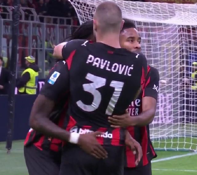 意媒：DV9受伤对尤文不一定是坏事，这将影响他明夏自由离队（意媒：DV9伤停未必对尤文不利，或影响其明夏自由身离队）