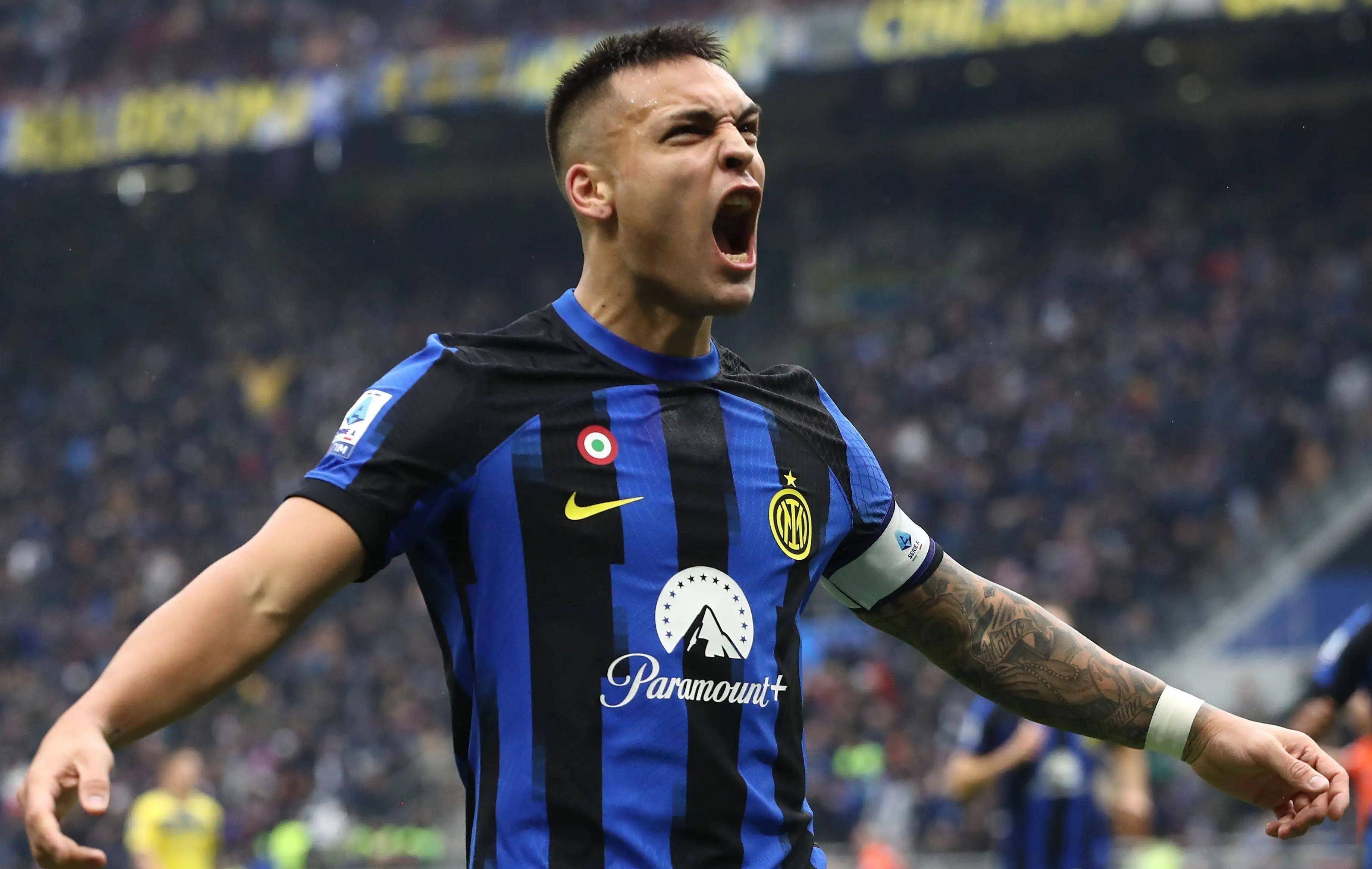 热议成都平广岛：联赛亚冠都蛮硬；租德尔加多需下载反诈app（成都战平广岛引热议：联赛亚冠硬仗不断，德尔加多租借需安装反诈APP）