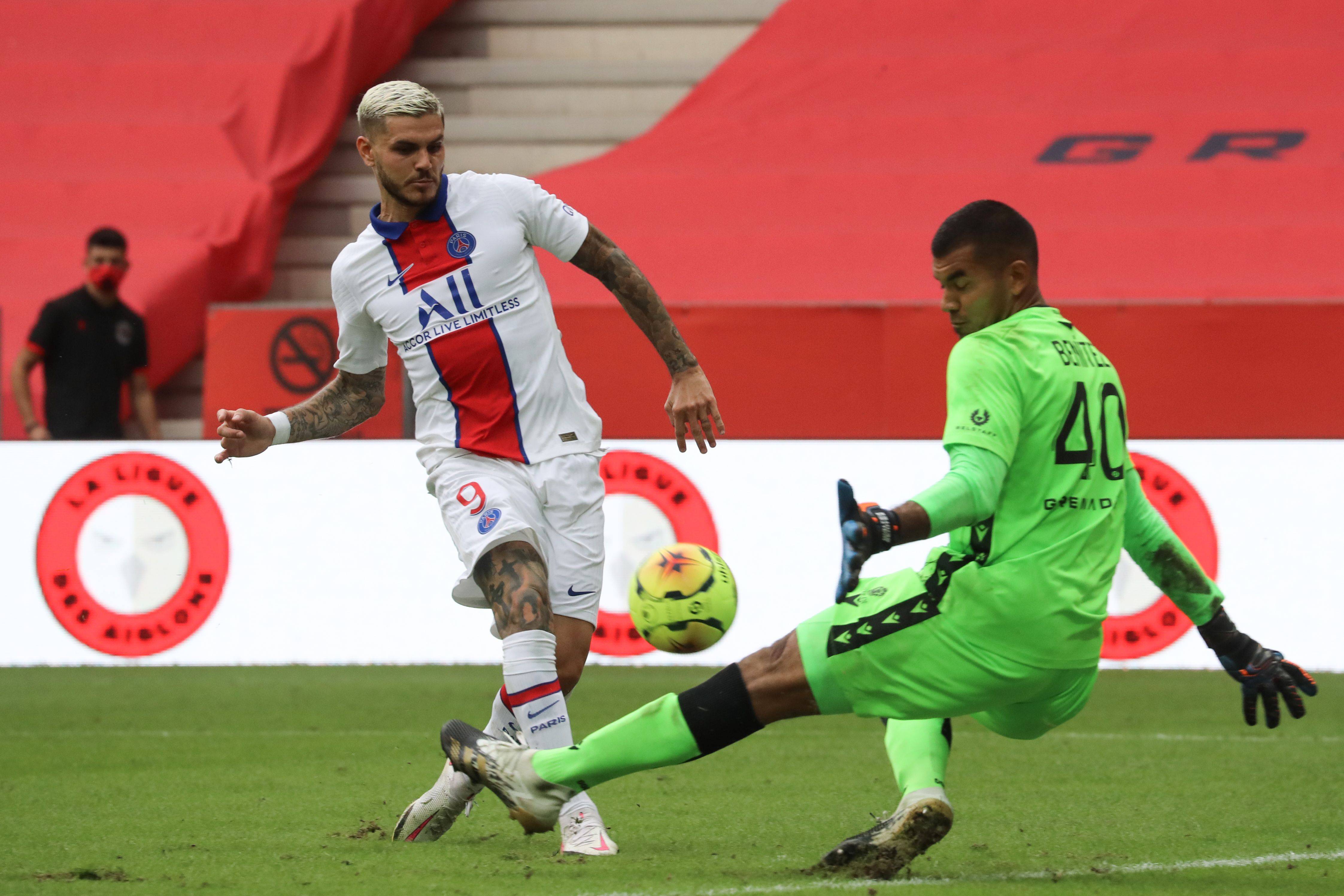 亚足联官方：成都5人染黄罚2500美元，国安罚款5000美元（亚足联通报：成都队5人领黄罚款2500美元，国安被罚5000美元）