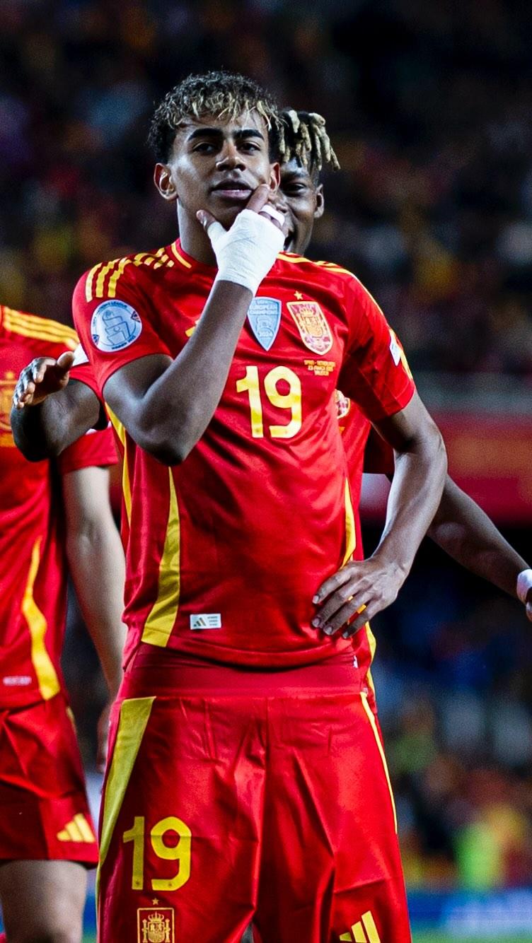 莫雷托：那不勒斯将与孔蒂会谈，讨论是否以及如何继续合作（莫雷托：那不勒斯将与孔蒂会面，商议是否继续合作及具体方式）