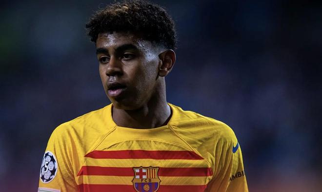 五冠加身！国安3-0击败河南夺得队史第5座足协杯冠军（国安3-0完胜河南，斩获队史第5座足协杯）