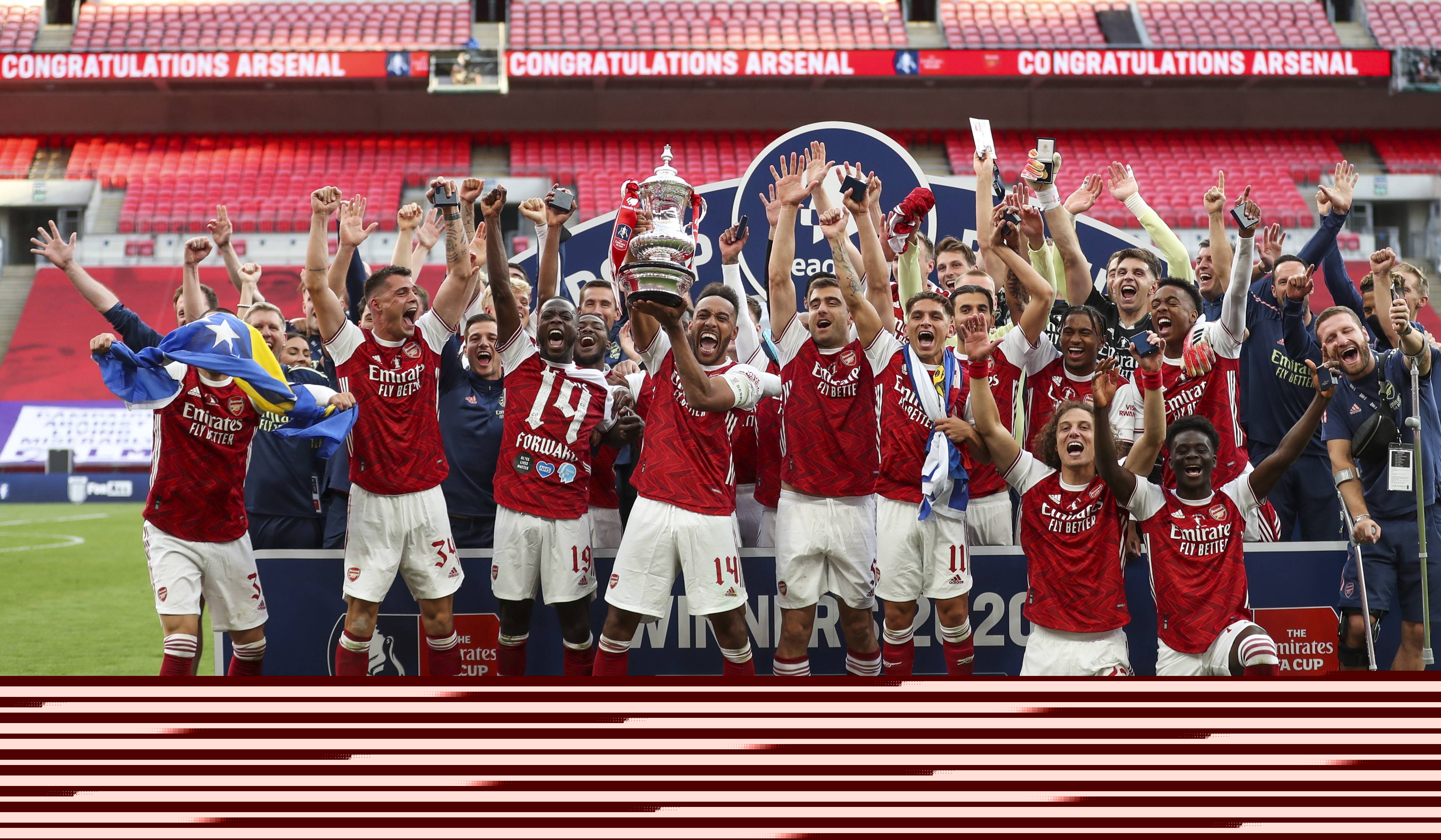 记者：齐尔克泽向曼联申请转会，罗马报价三千万欧先租后买（记者：齐尔克泽已申请转投曼联，罗马报价3000万欧先租后买）