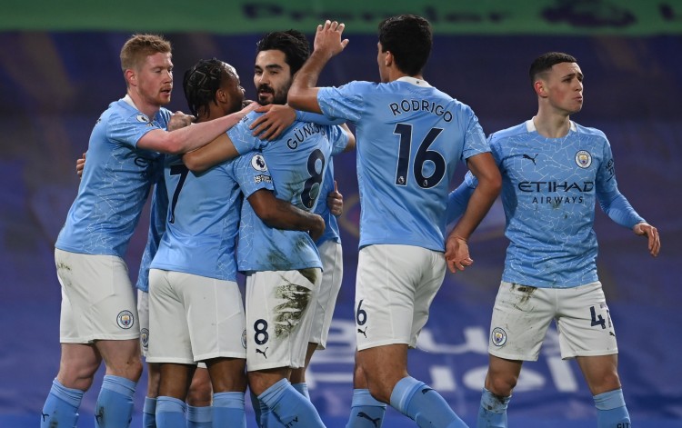 TA：澳大利亚主帅很看重曼联小将奥弗里，想带他踢明年世界杯（TA：澳大利亚主帅看好曼联新星奥弗里，计划招入征战明年世界杯）