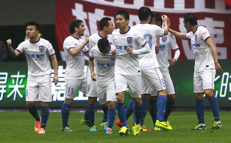 伊格莱西亚斯：皇马很强但我们掌控节奏，最后时刻他们急眼了（伊格莱西亚斯：皇马虽强，节奏在我们手里，最后时刻他们慌了）