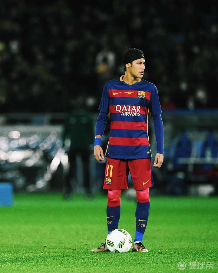 斯基拉：德罗西同意签8个月合同，正在等待热那亚的最终批准（斯基拉：德罗西已同意8个月合约，静待热那亚最终批准）