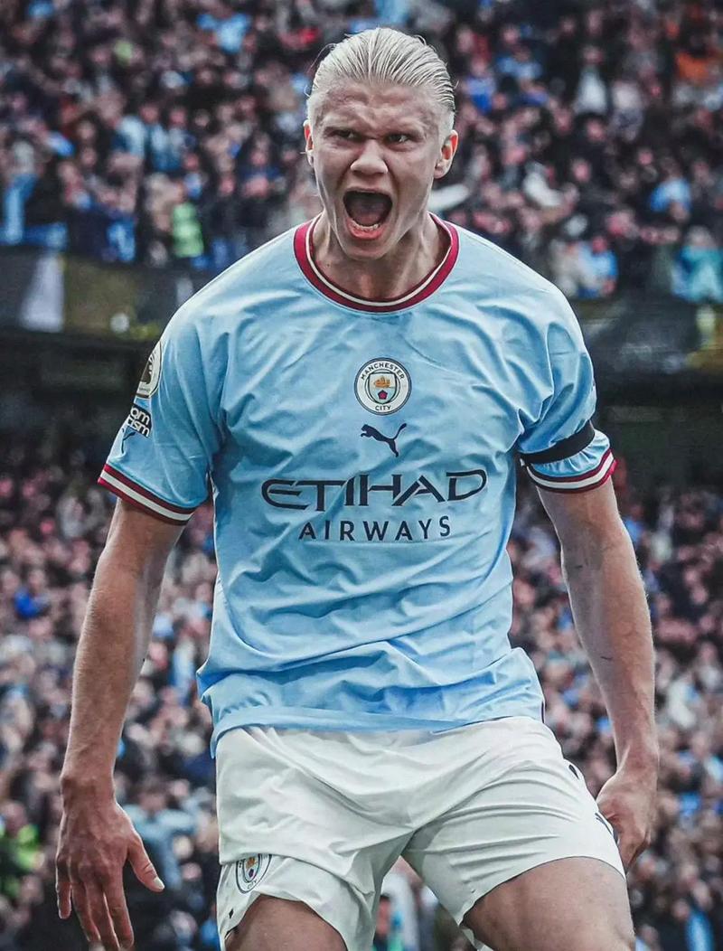 西媒：苏契奇一只脚已踏出皇社大门，球队愿意直接出售他（西媒：苏契奇已接近离队，皇社倾向直接出售他）