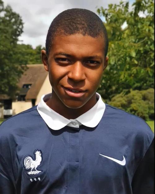 塞维利亚vs皇家贝蒂斯：阿斯皮利奎塔、索乌首发，马克-罗卡、巴尔特拉出战（塞维利亚对阵皇家贝蒂斯：阿斯皮利奎塔、索乌先发，马克-罗卡、巴尔特拉登场）