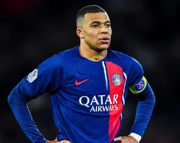 国足热身赛小胜乌兹别克斯坦（国足热身赛险胜乌兹别克斯坦）